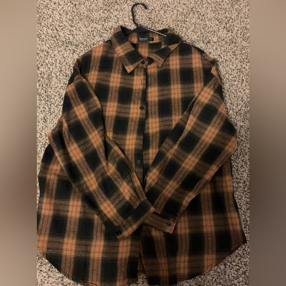 Plaid Flannel- Black and Gold
